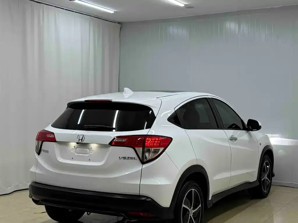 Honda Vezel 2021 из CN, фото 4