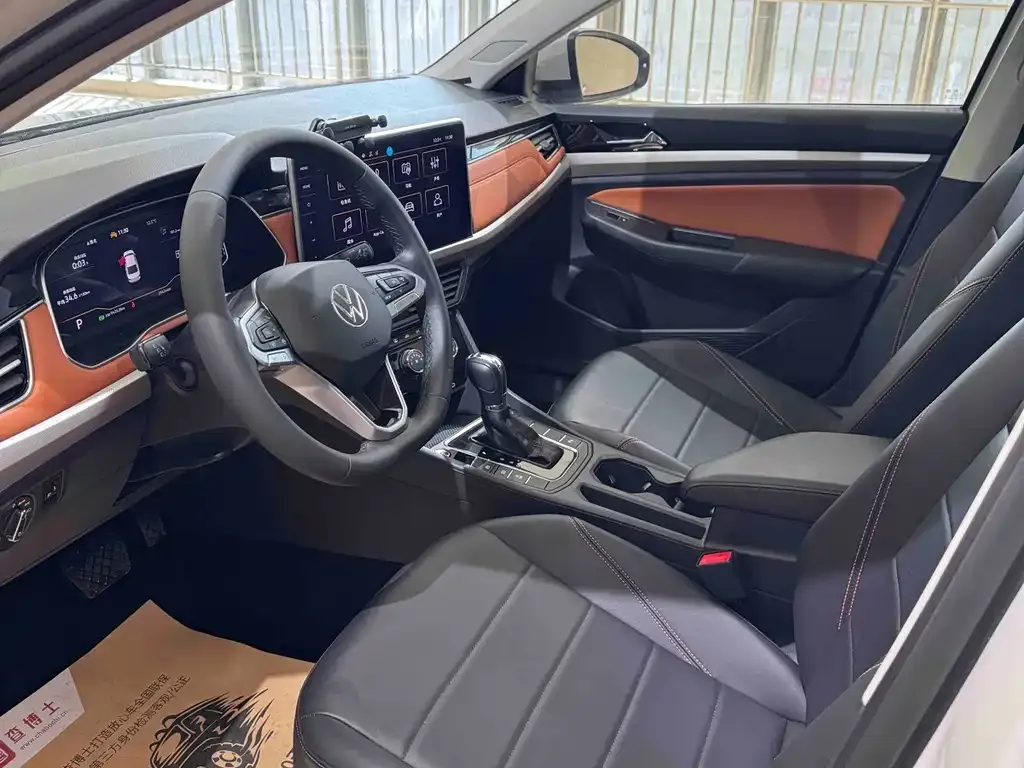 Volkswagen Bora 2023 из CN, фото 6