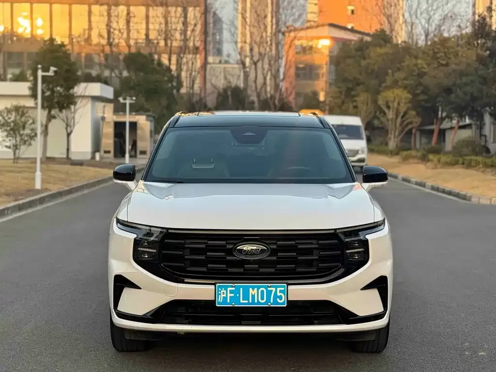 Ford Edge 2024 из CN, фото 8