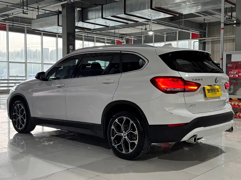 BMW X1 2022 из CN, фото 3