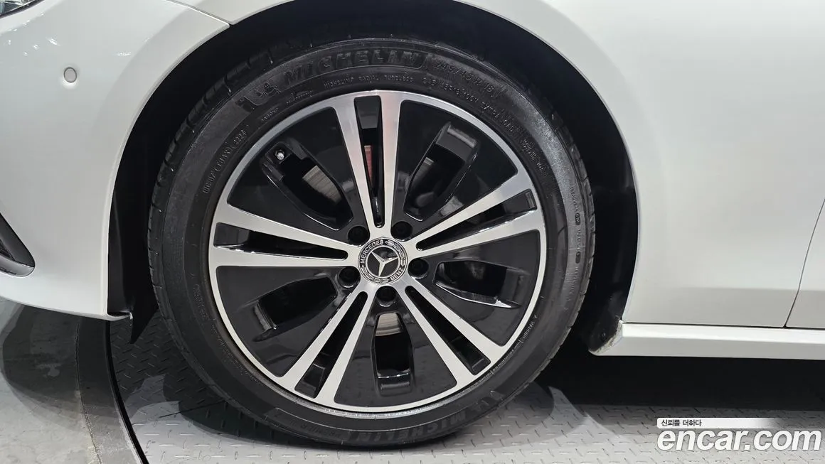 Mercedes-Benz E-Class 2021 из KR, фото 6
