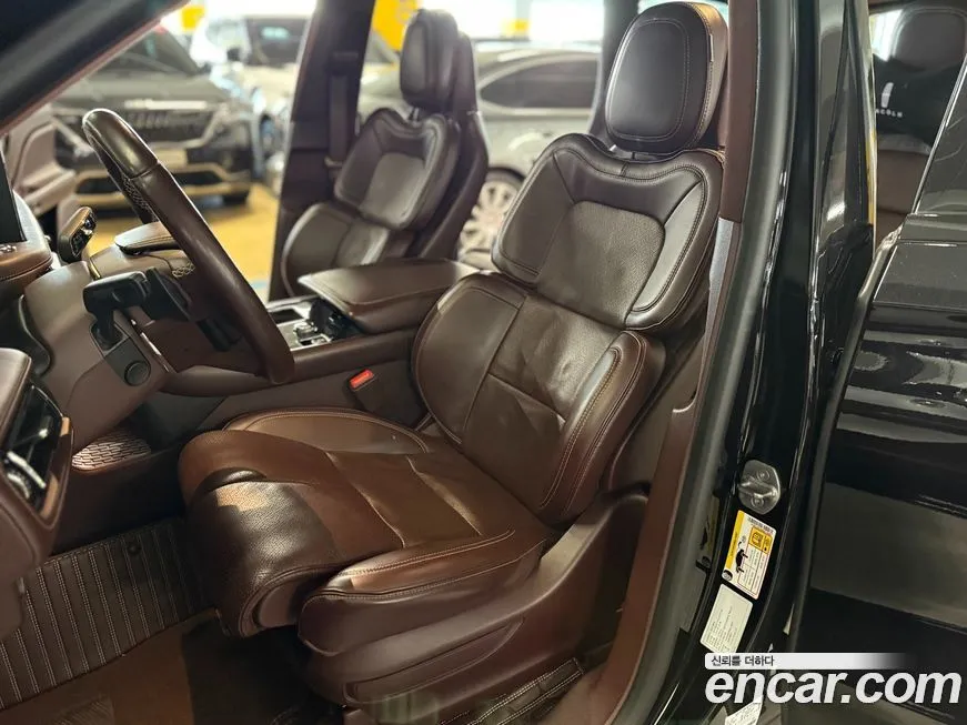 Lincoln Aviator 2021 из KR, фото 2
