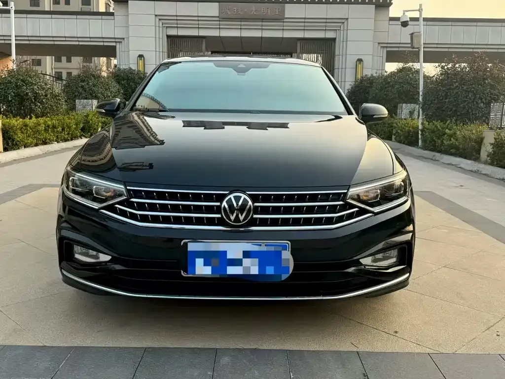Volkswagen Magotan 2023 из CN, фото 4