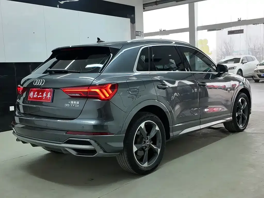 Audi Q3 2021 из CN, фото 3