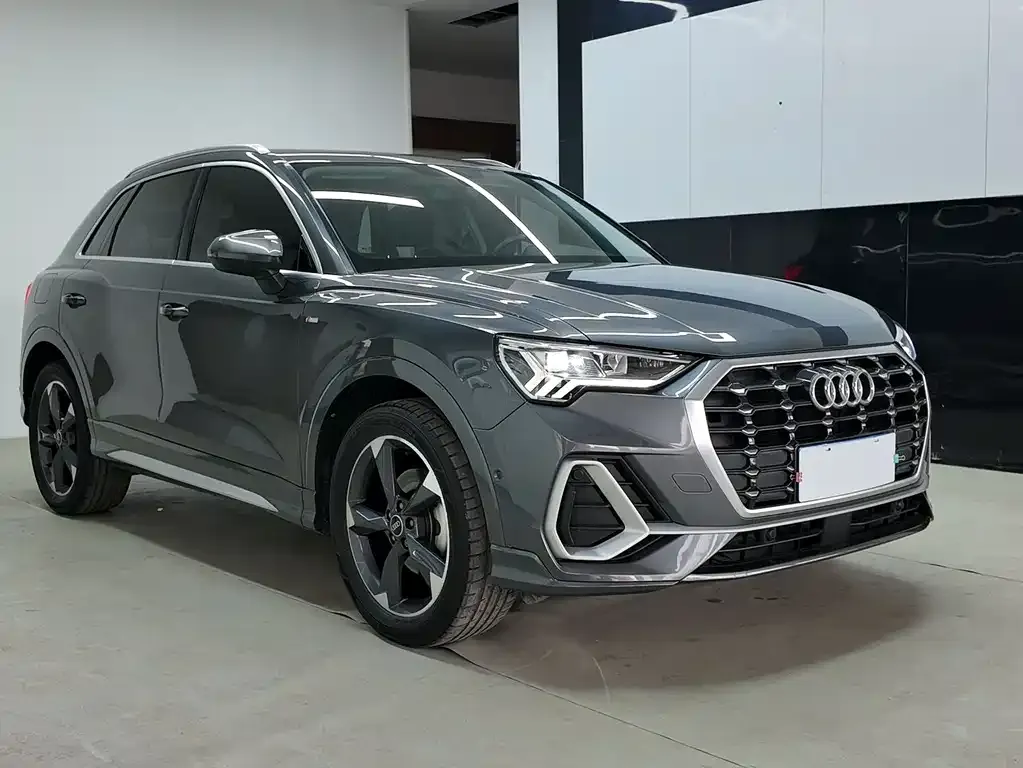 Audi Q3 2021 из CN, фото 9
