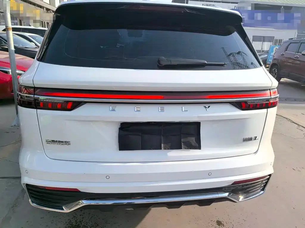 Geely Xingyue L 2023 из CN, фото 3