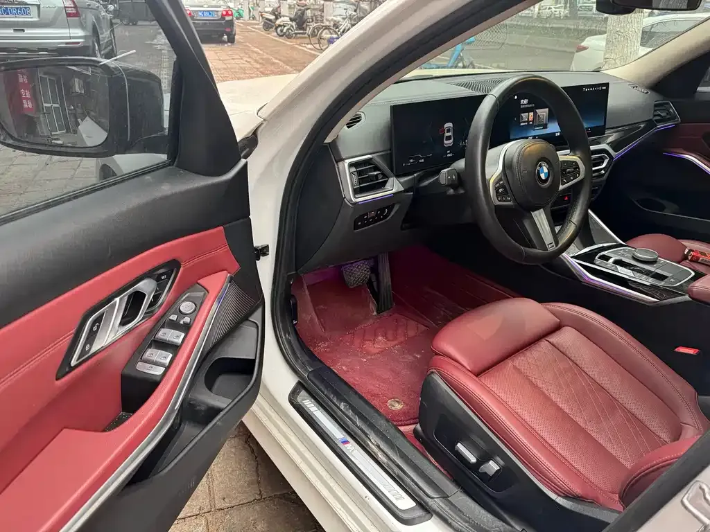 BMW 3 Series 2022 из CN, фото 4