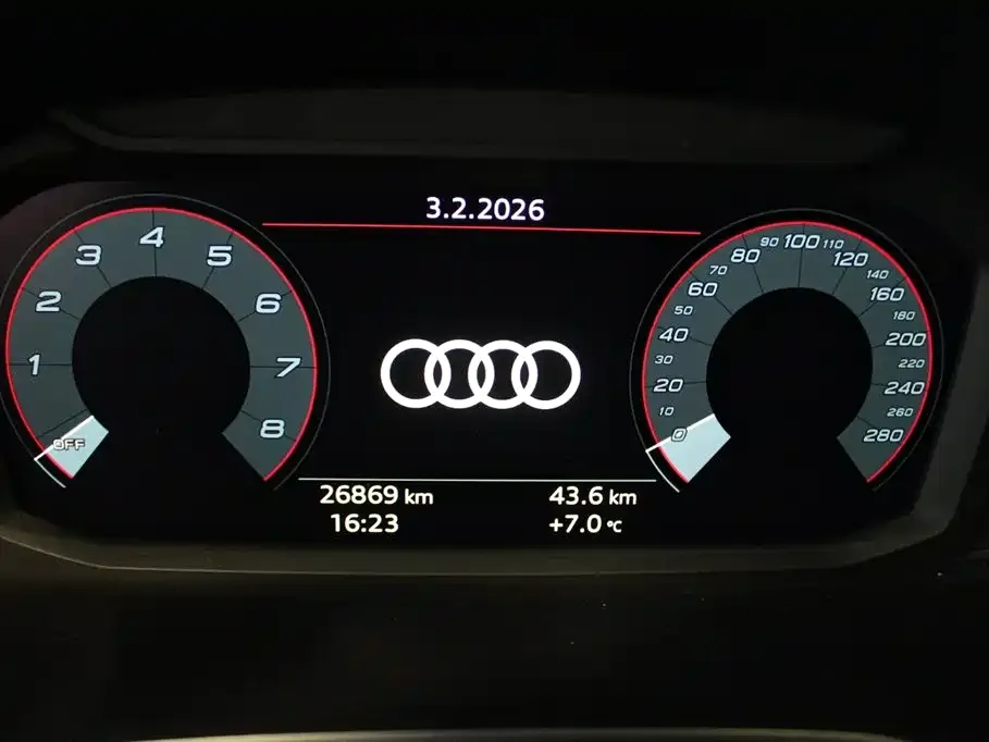 Audi Q3 — фото 2
