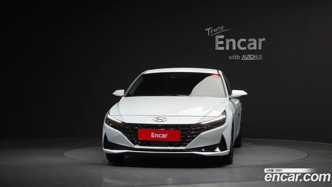 Hyundai AVANTE — фото 3