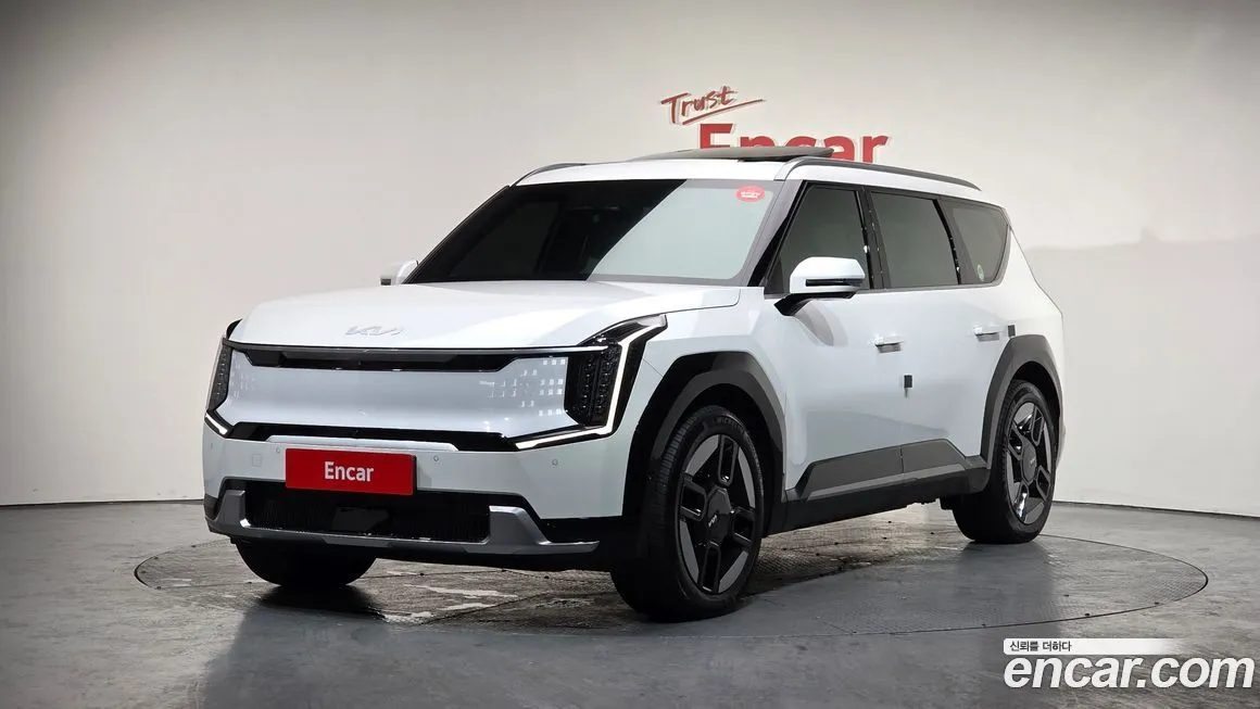 Kia EV9 2024 из KR, фото 1