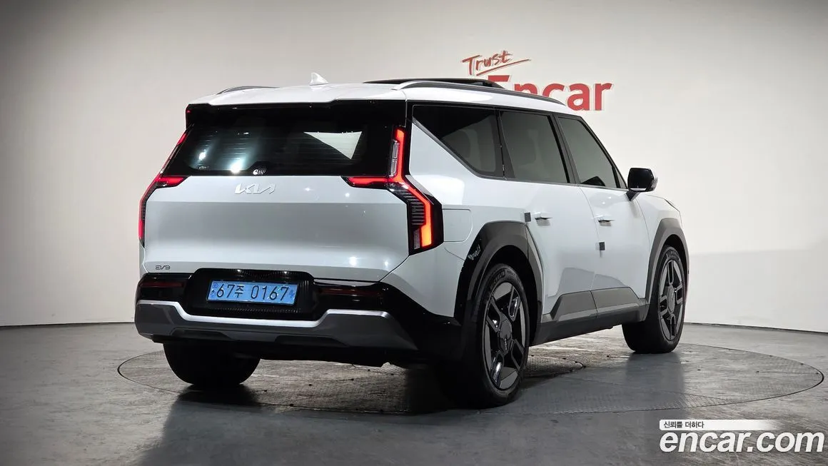 Kia EV9 2024 из KR, фото 3