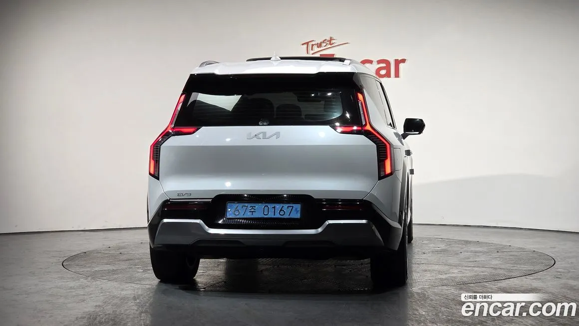Kia EV9 2024 из KR, фото 2