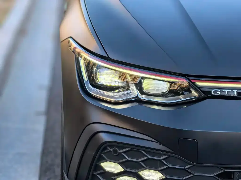 Volkswagen Golf GTI 2023 из CN, фото 6