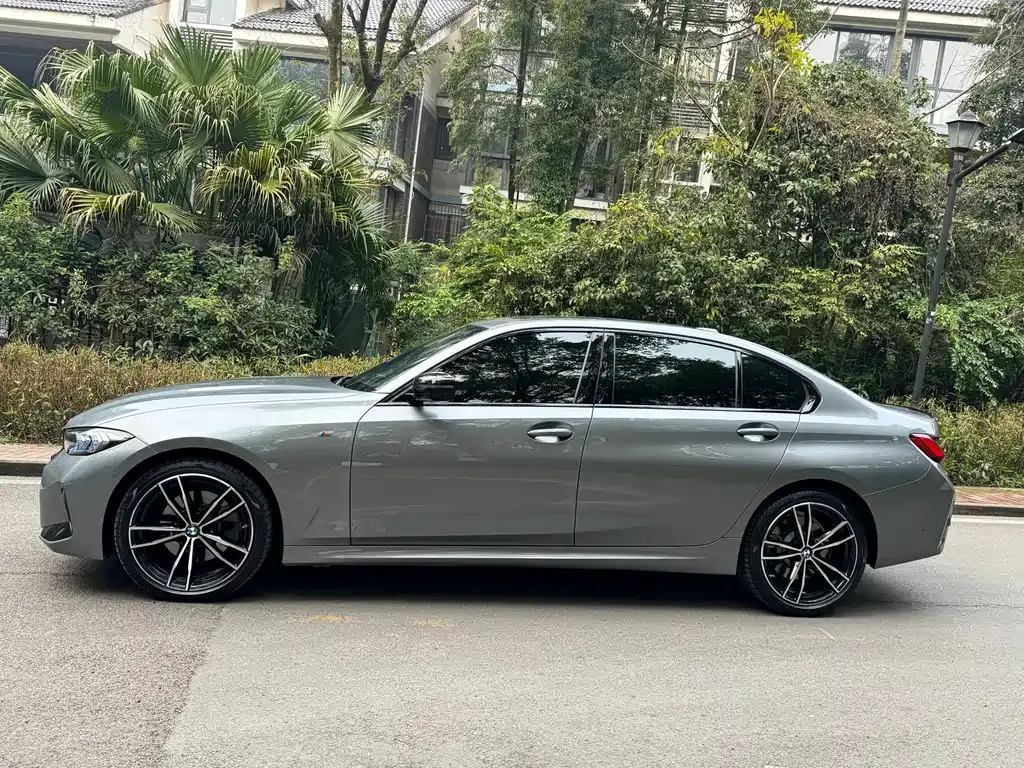 BMW 3 Series 2024 из CN, фото 3