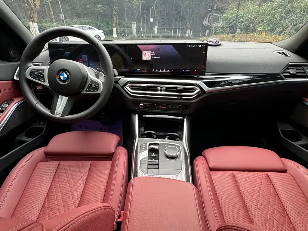 BMW 3 Series 2024 из CN, фото 8