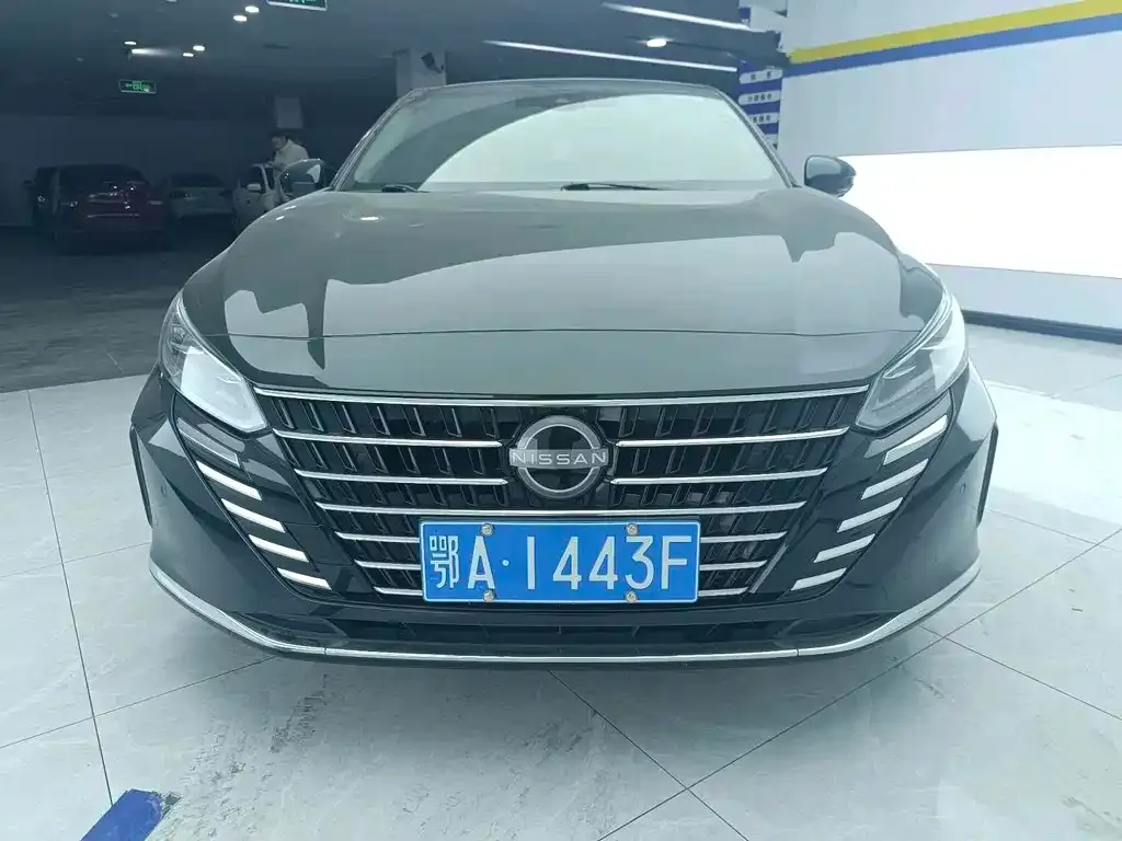 Nissan Teana — фото 4