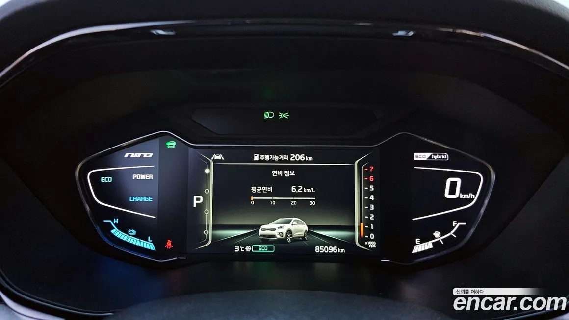 Kia Niro 2021 из KR, фото 2
