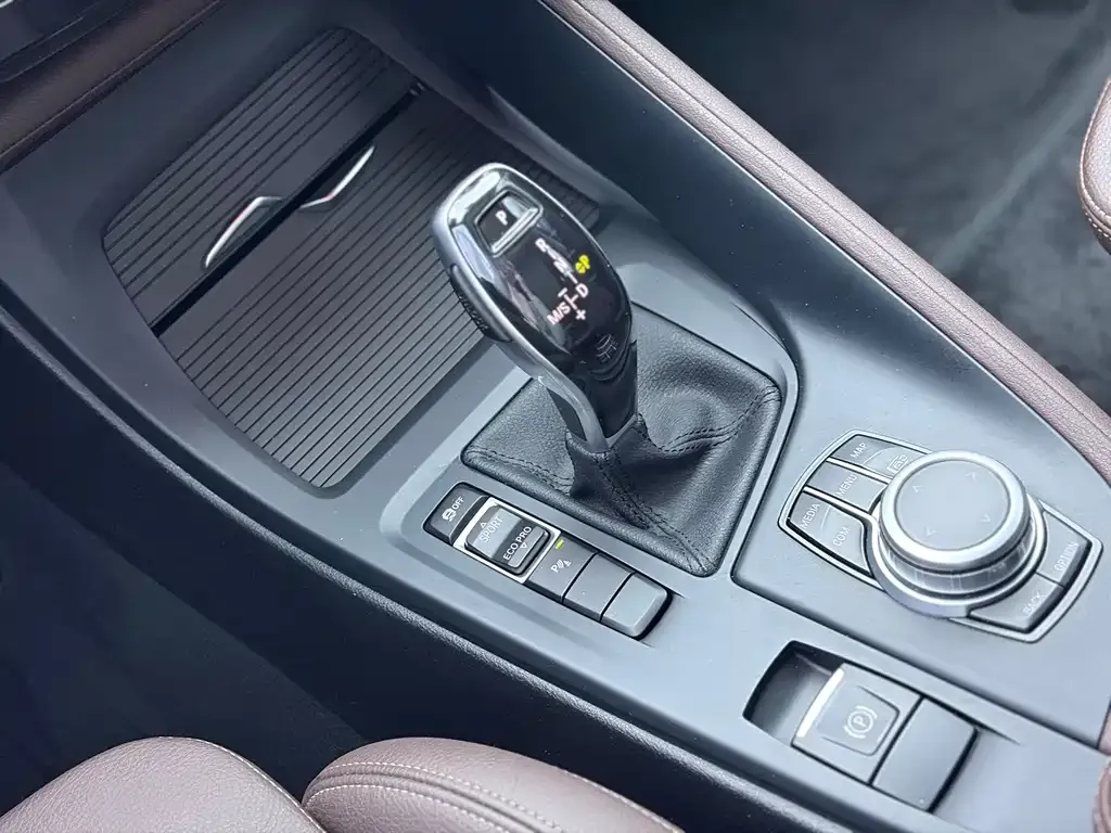 BMW X1 2022 из CN, фото 9