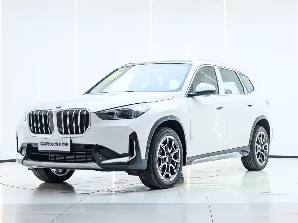 BMW X1 — фото 1