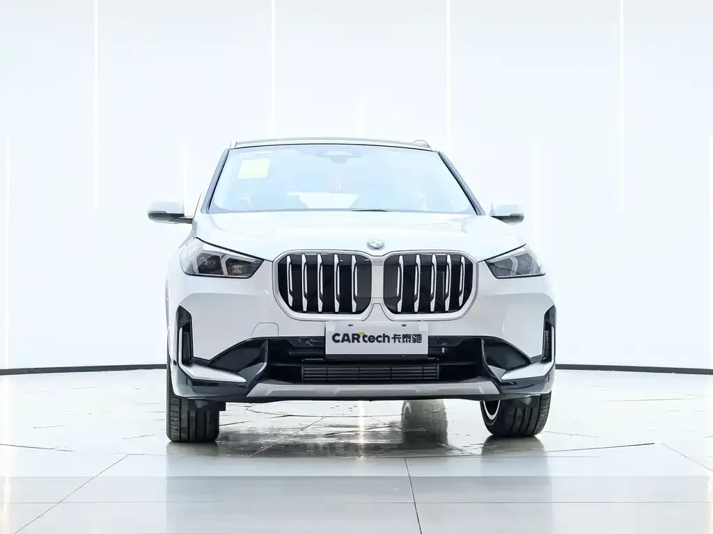 BMW X1 — фото 6