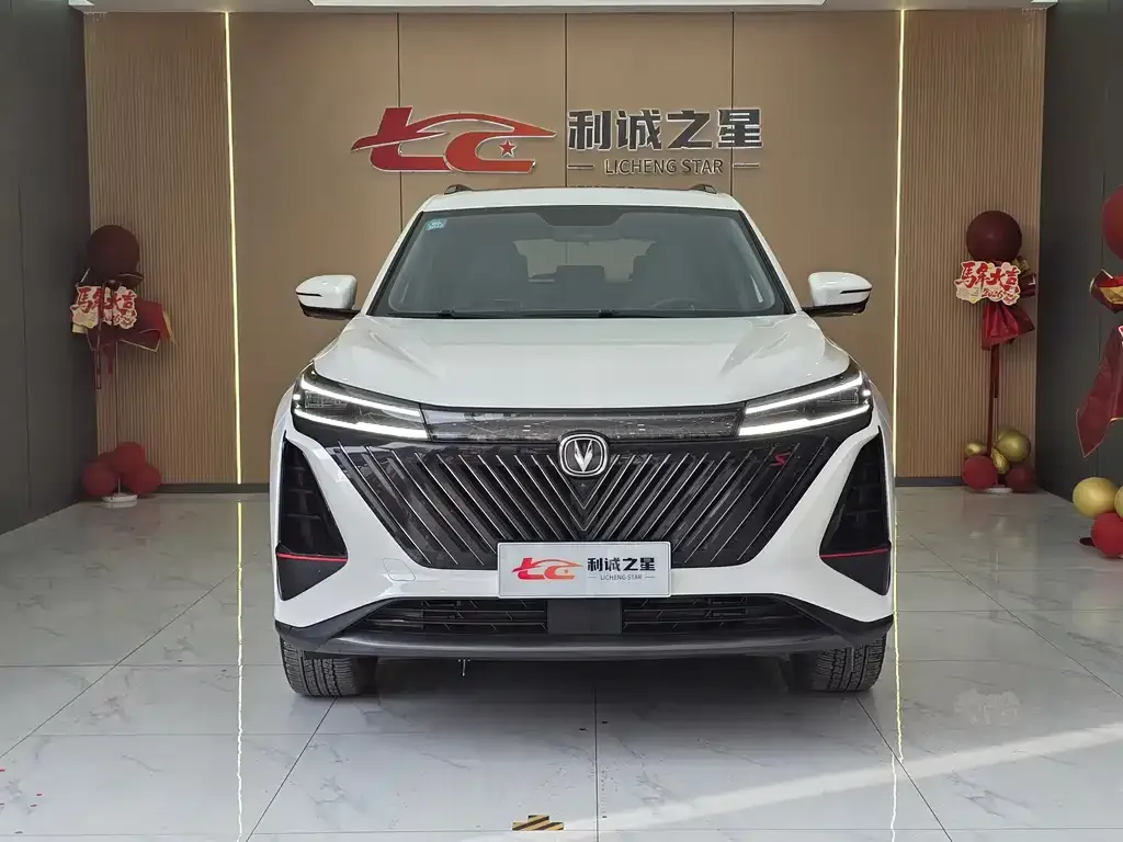 Changan CS75PLUS 2023 из CN, фото 2