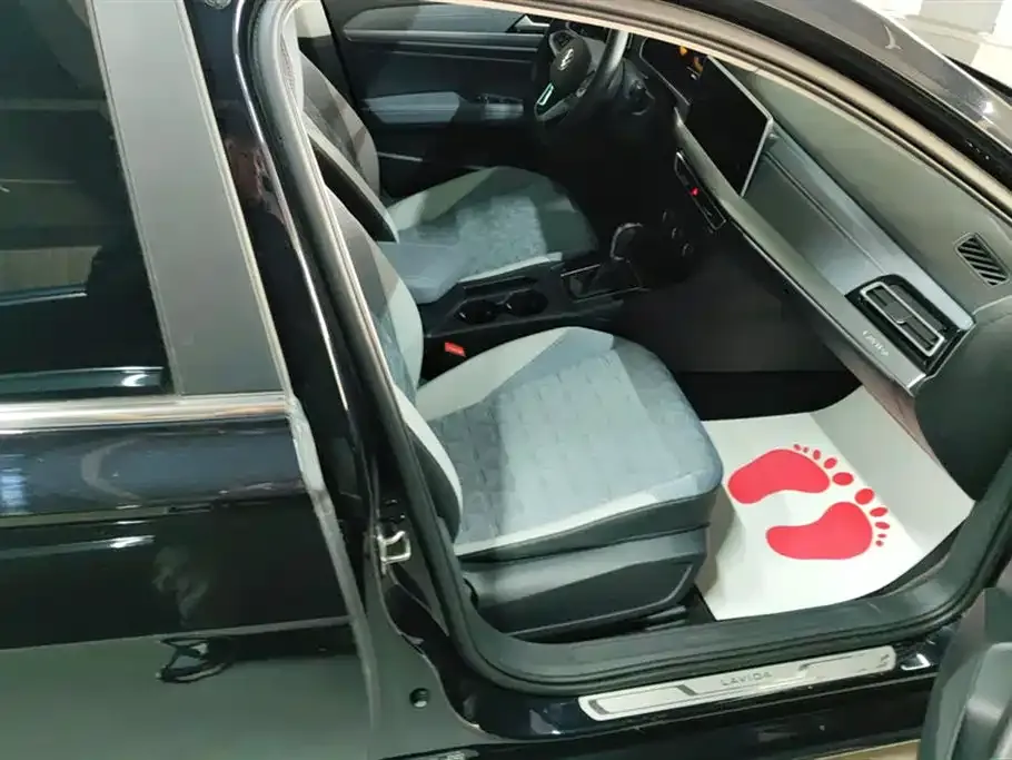 Volkswagen Lavida 2022 из CN, фото 6