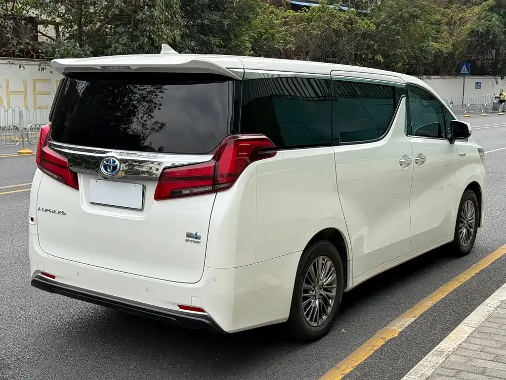 Toyota Alphard 2021 из CN, фото 8