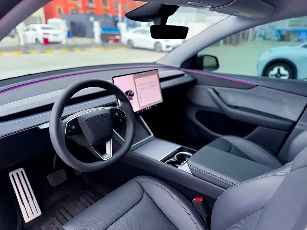 Tesla Model Y 2025 из CN, фото 3