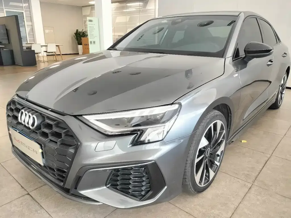 Audi A3 2022 из CN, фото 1