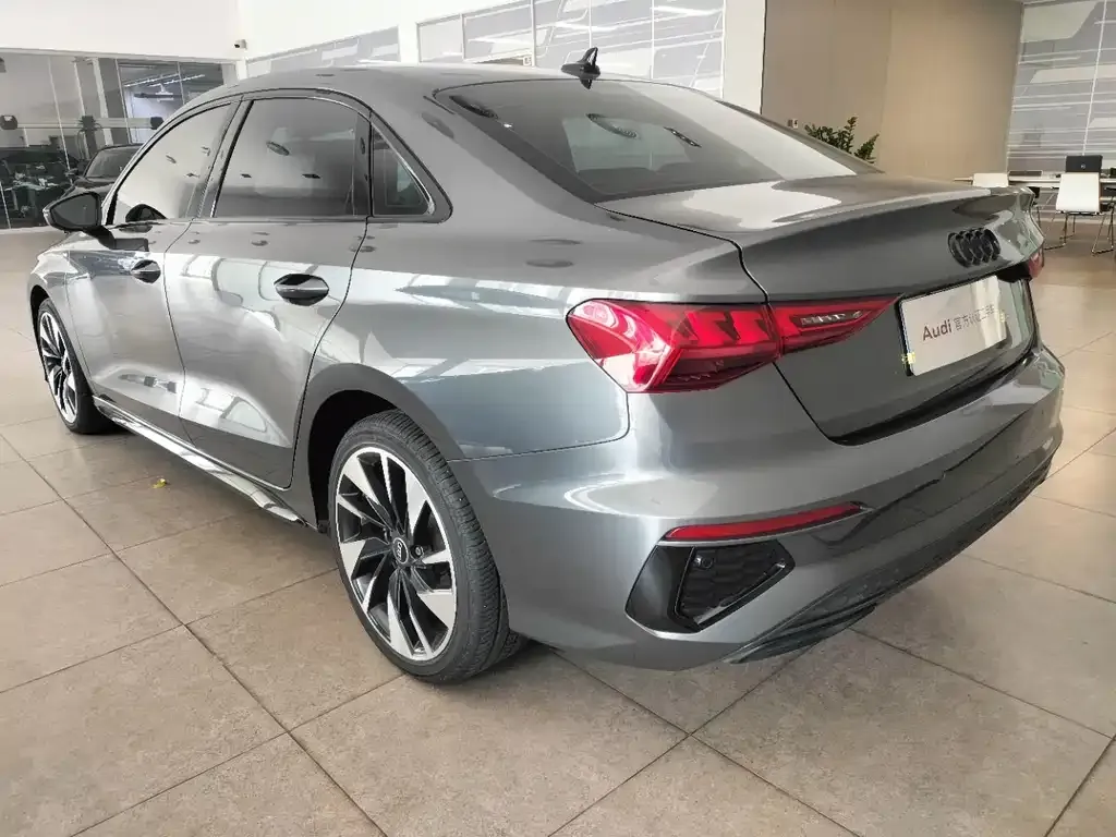 Audi A3 2022 из CN, фото 2