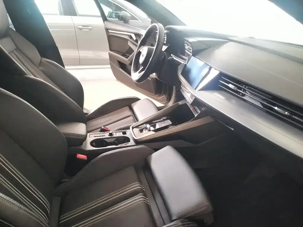 Audi A3 2022 из CN, фото 6