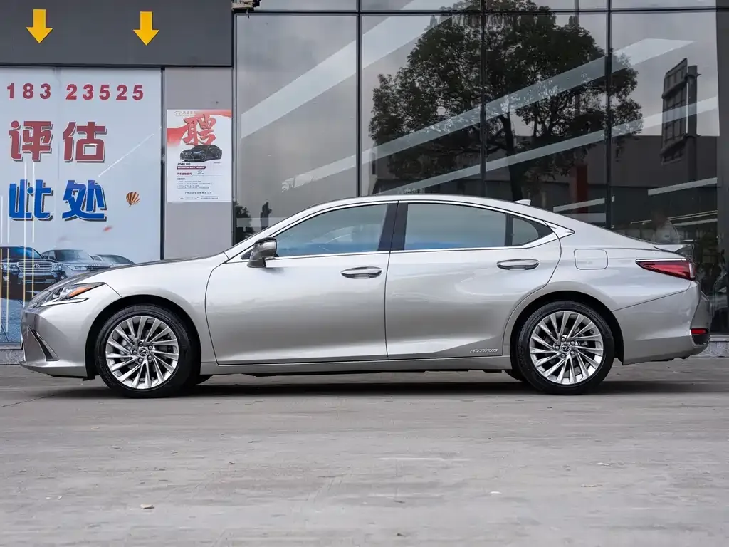 Lexus ES 2023 из CN, фото 10