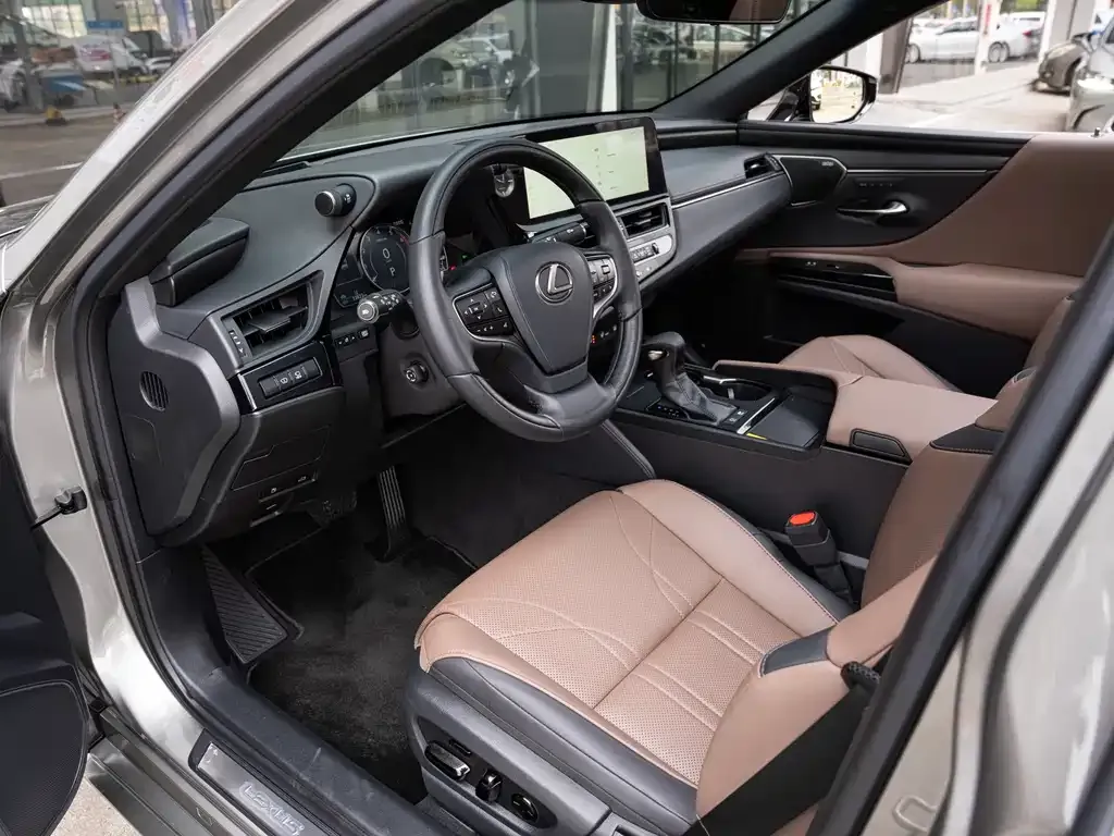 Lexus ES 2023 из CN, фото 7