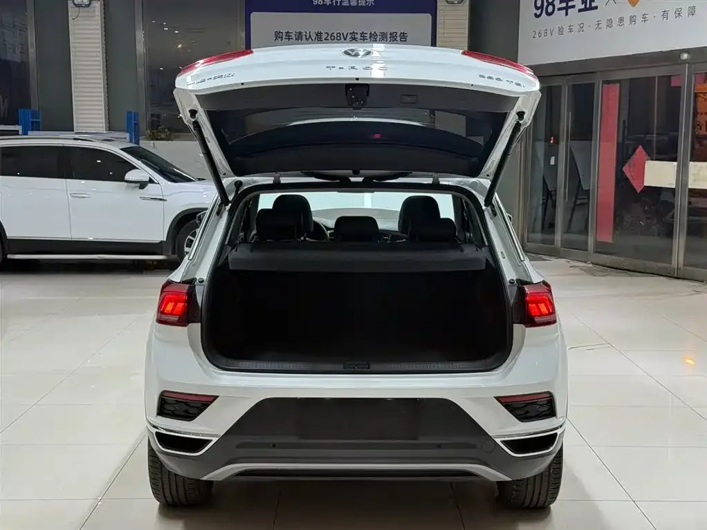 Volkswagen T-Roc 2022 из CN, фото 7