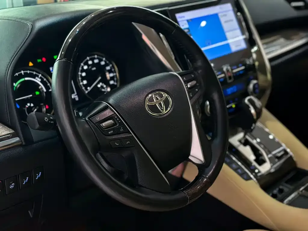 Toyota Vellfire 2022 из CN, фото 7