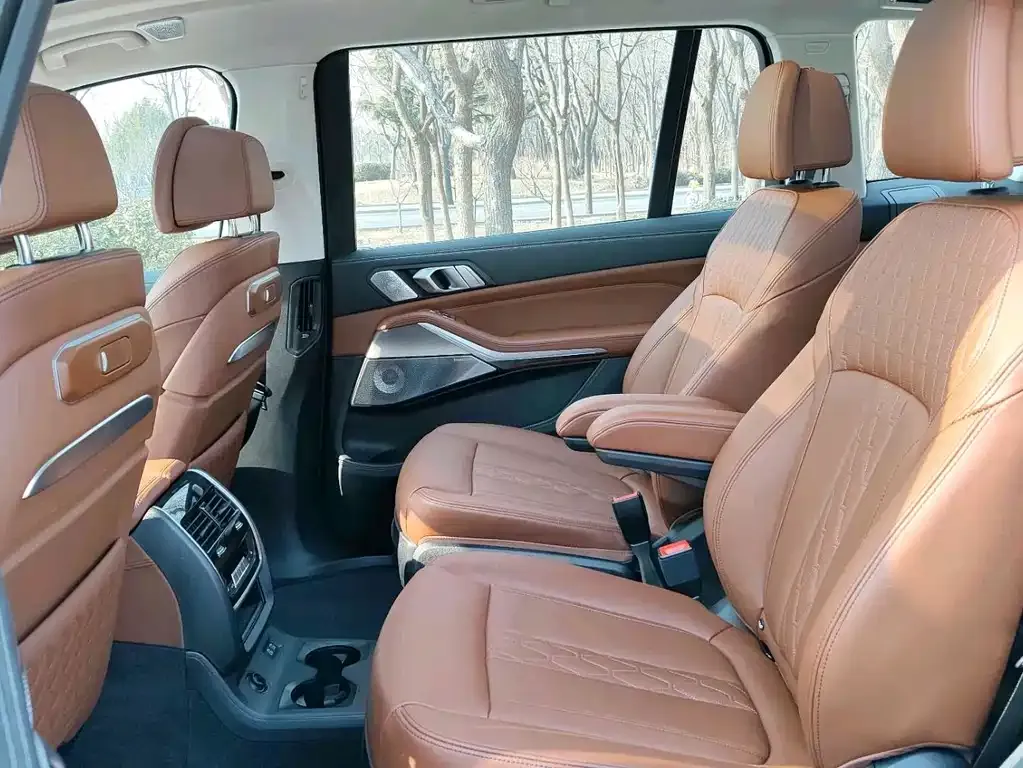 BMW X7 2025 из CN, фото 9