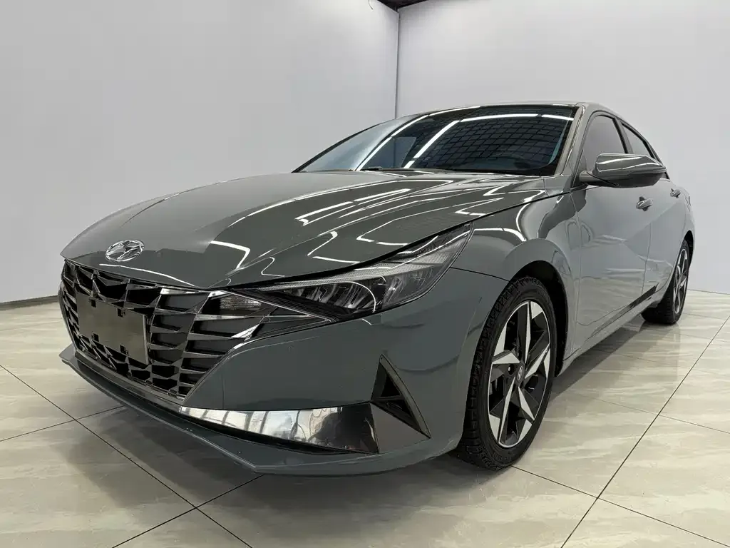 Hyundai Elantra 2022 из CN, фото 1
