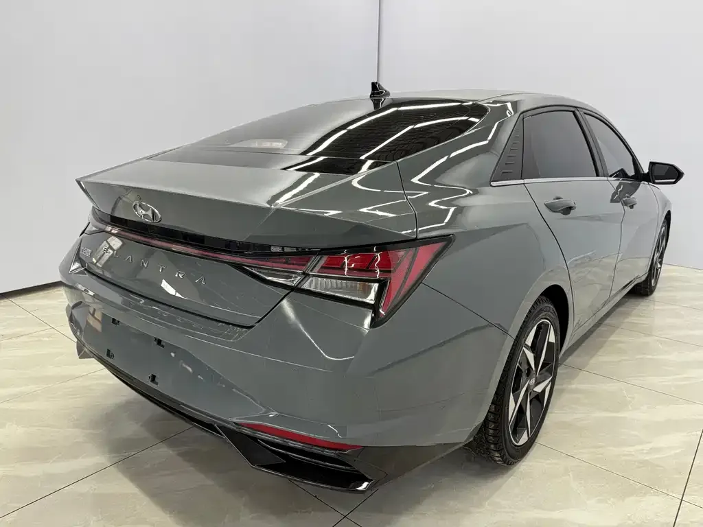 Hyundai Elantra 2022 из CN, фото 4