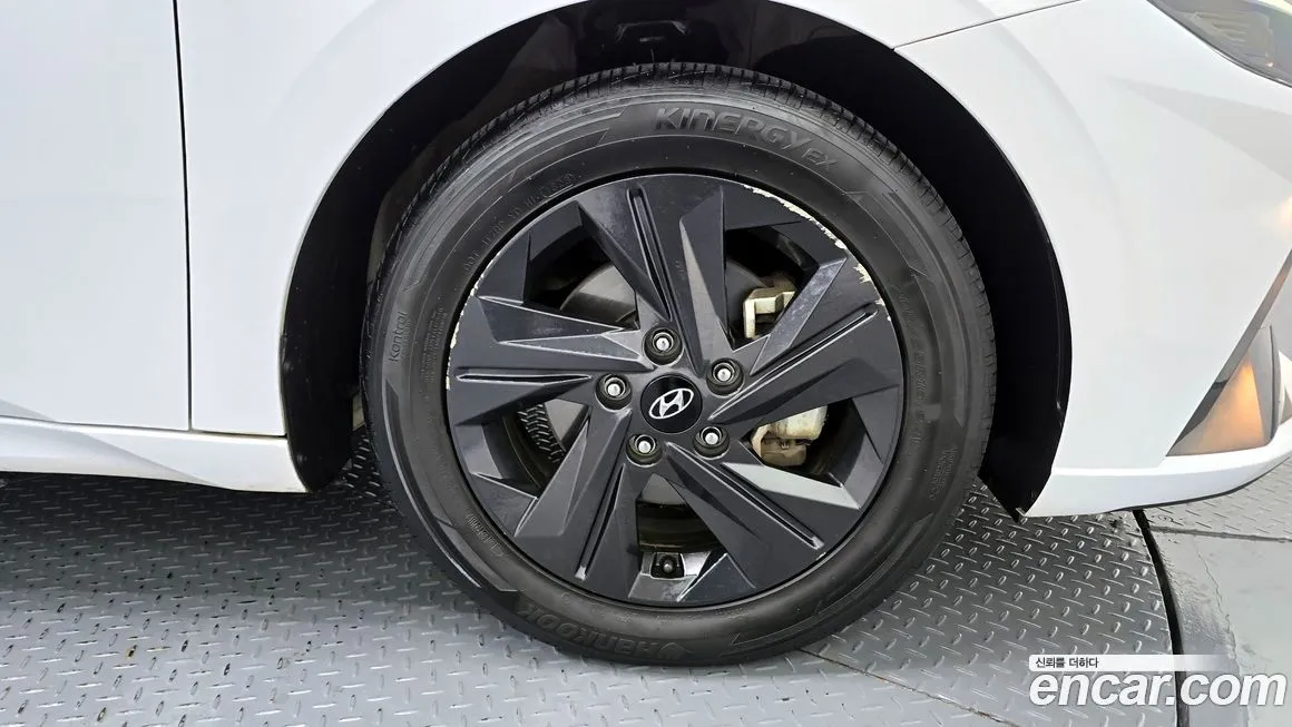 Hyundai AVANTE 2022 из KR, фото 9