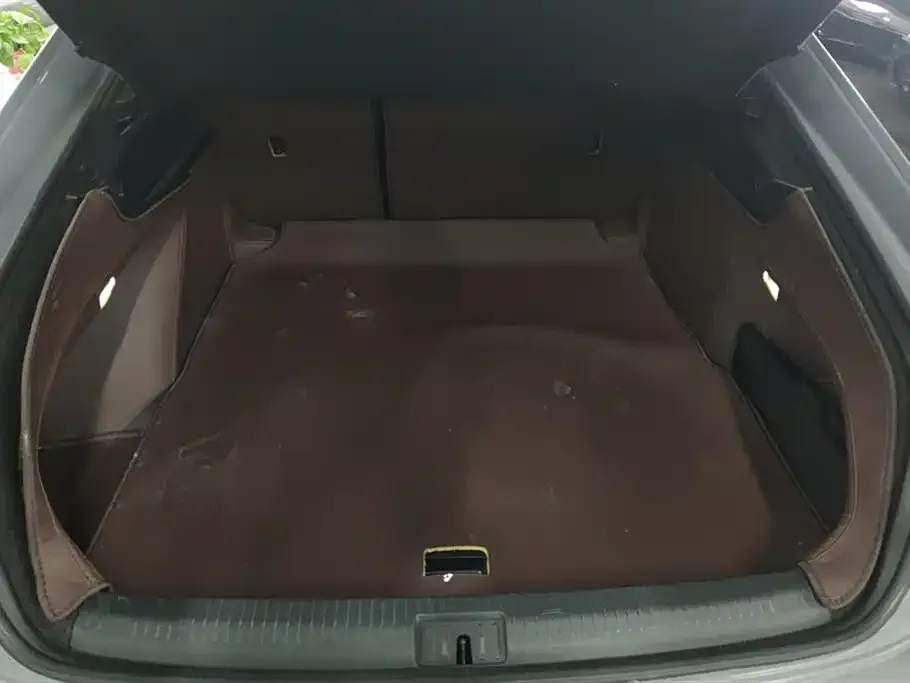 Volkswagen CC 2024 из CN, фото 5