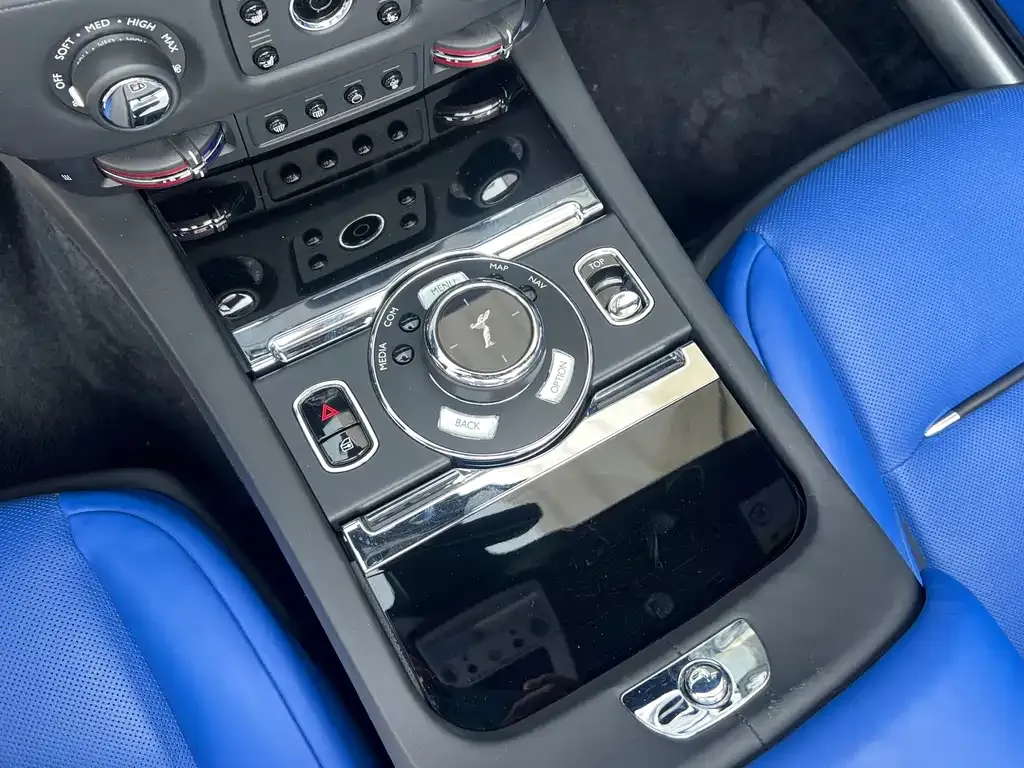 Rolls-Royce Dawn 2021 из CN, фото 2