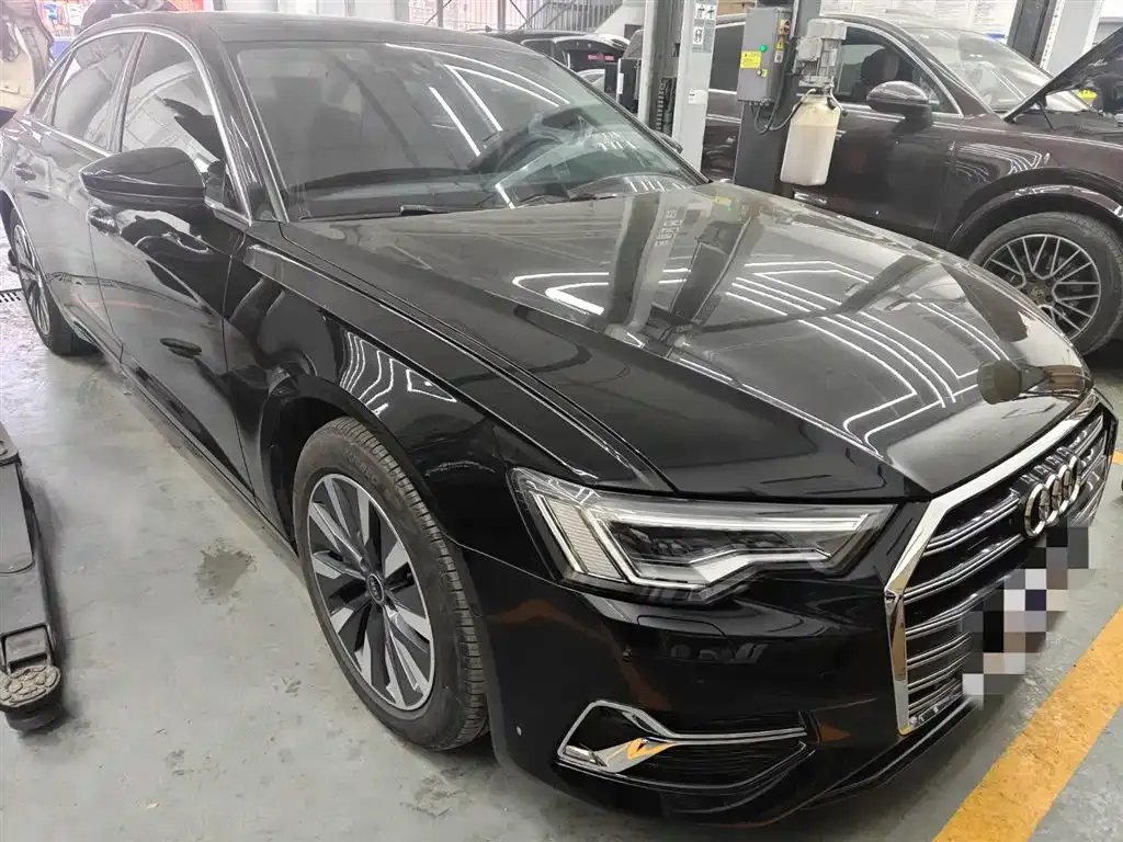 Audi A6L 2024 из CN, фото 10
