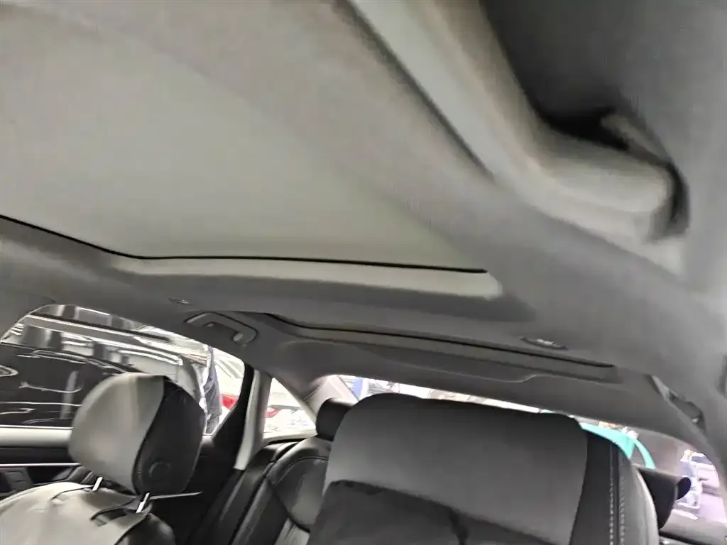 Audi A6L 2024 из CN, фото 6