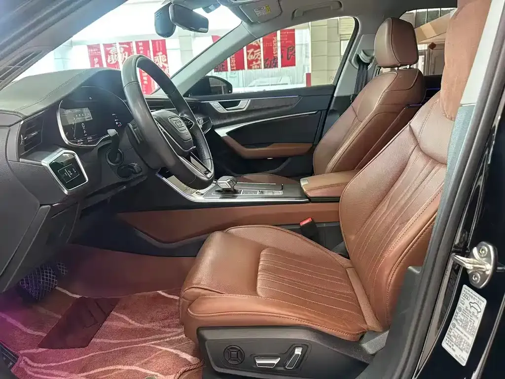 Audi A6L 2024 из CN, фото 4