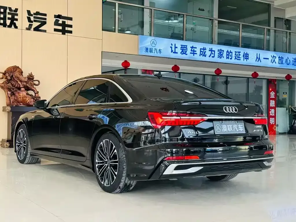Audi A6L 2024 из CN, фото 9