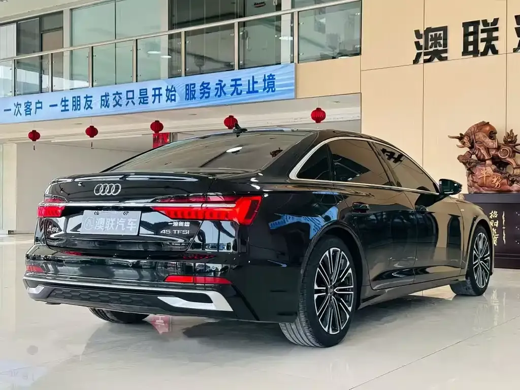 Audi A6L 2024 из CN, фото 2