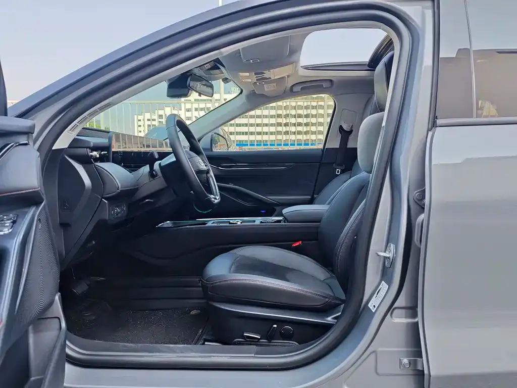 Ford Mondeo 2023 из CN, фото 10