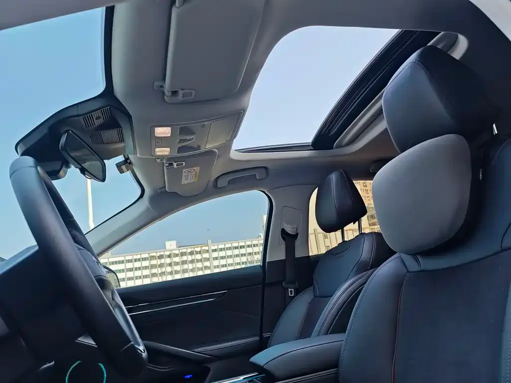 Ford Mondeo 2023 из CN, фото 7