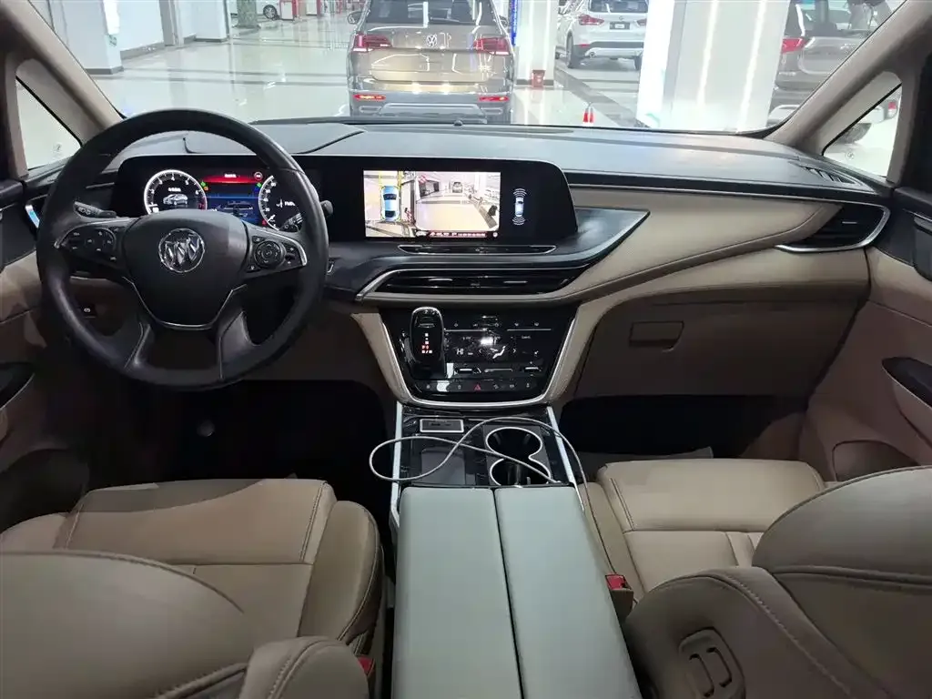 Buick GL8 2021 из CN, фото 2