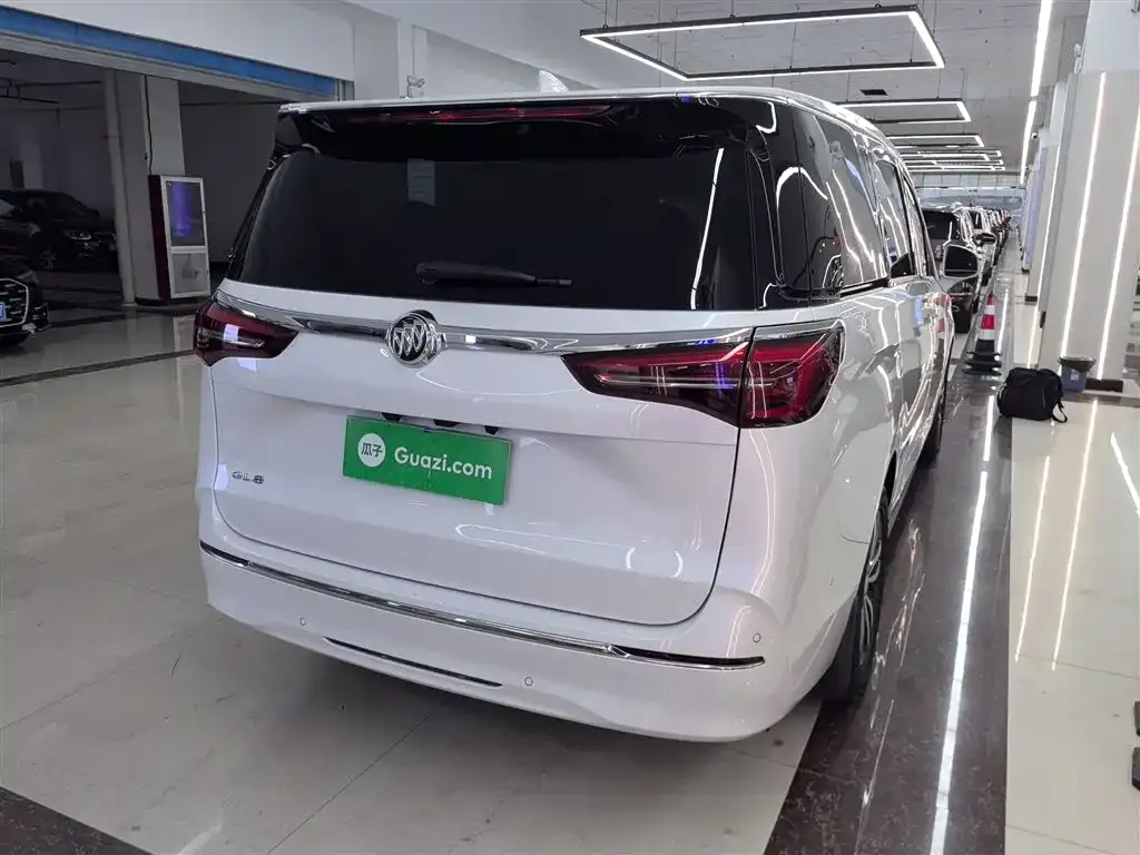 Buick GL8 2021 из CN, фото 9
